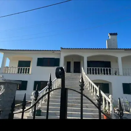 Brisa Bright Retreat Near The Beach! *