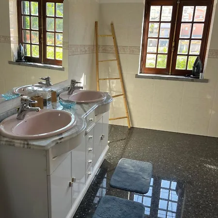 Brisa Bright Retreat Near The Beach! *