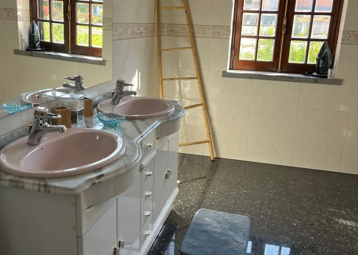 Brisa Bright Retreat Near The Beach! *